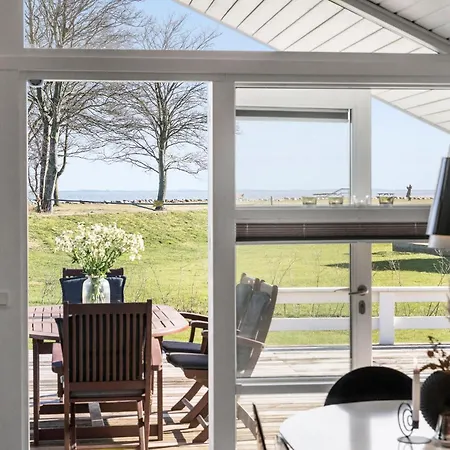 Three-bedroom In Hébergement de vacances
