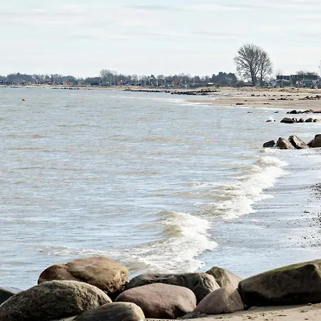 Feriehus Three-bedroom In Otterup